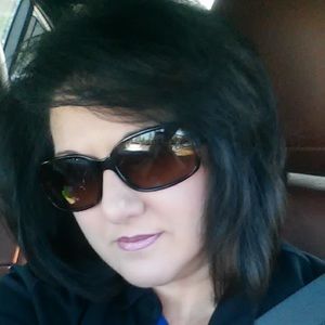 Meet your Posher, Regina